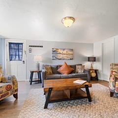 S1 - Epic - Surf Inn