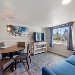 S4 - Kickin Out - Surf Inn