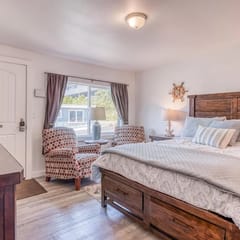W3 - Humpback - Whale Inn