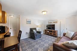 S2 - Cowabunga - Surf Inn - 2 Bed 2 Bath