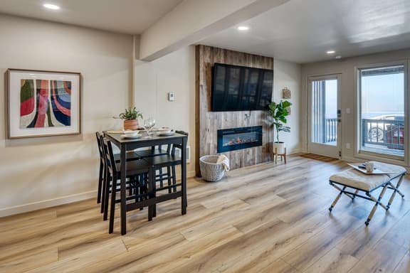 Bay Suites - Studio A - Image 1