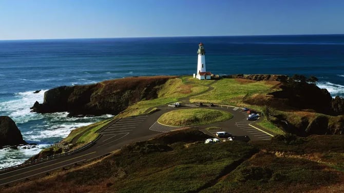 Best Oregon Coast Lighthouse Day Trips from Depoe Bay
